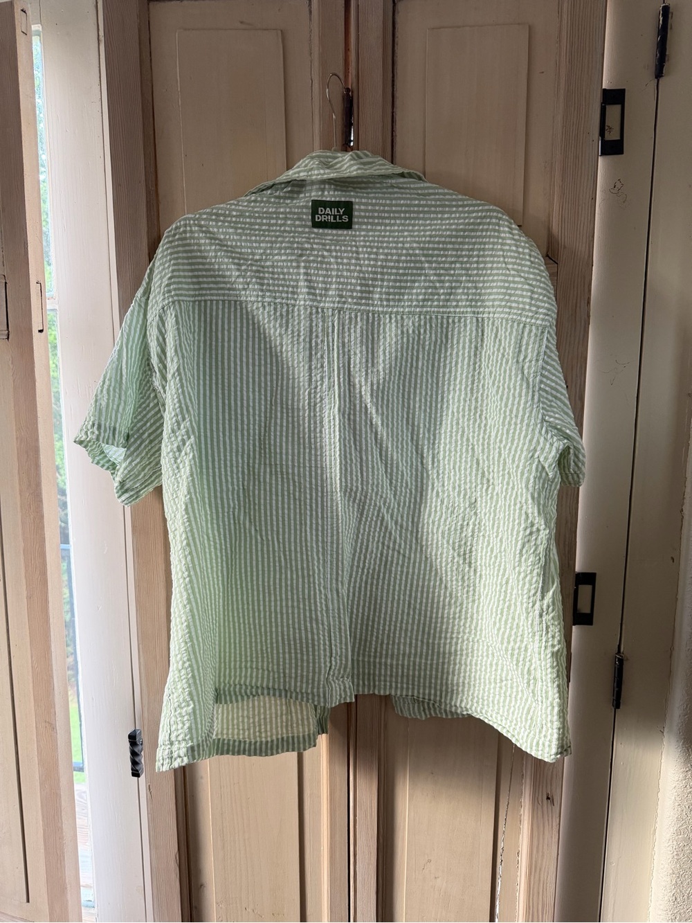 Daily Drills Light Mint Green Seersucker Short-Sleeve Button-Down Shirt